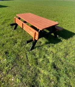 Goedkopepicknicktafels.nl | Zwart Bruine XL Picknicktafel Bruno | Tuintafel 6 Persoons | Bruin Zwart Gespoten Gedroogd Grenen Hout! -Tuinmeubelen 1036x1200