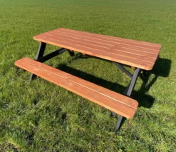 Goedkopepicknicktafels.nl | Zwart Bruine XL Picknicktafel Bruno | Tuintafel 6 Persoons | Bruin Zwart Gespoten Gedroogd Grenen Hout! -Tuinmeubelen 1200x1035