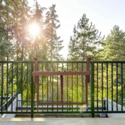 Relaxdays Balkontafel Inklapbaar - Klaptafel Balkon - Tafel Reling - Hangtafel Hout -Tuinmeubelen 1200x1200 1169