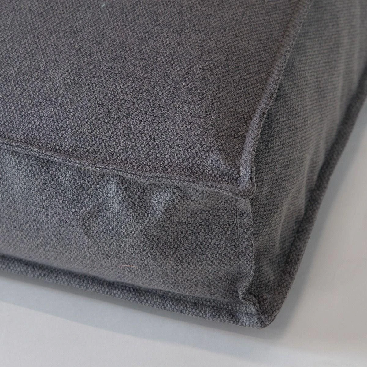 2L Home & Garden Loungekussen Metro Lounge Grijs - 60 X 60cm 2 2L Home & Garden Loungekussen Metro Lounge Grijs - 60 X 60cm - Afbeelding 2