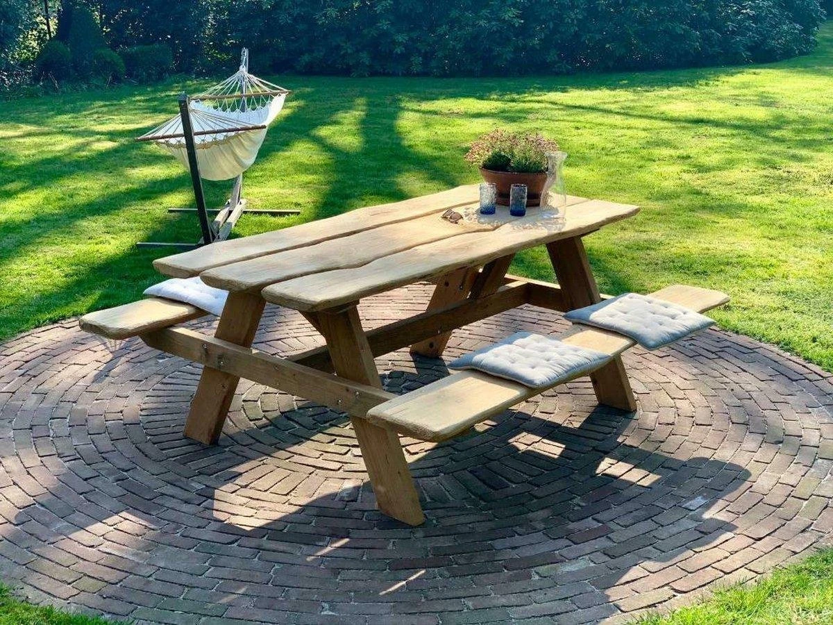 Robuuste Picknicktafel Van Douglashout. Duurzaam En Modern. Lengte 2,40 Meter 2 Robuuste Picknicktafel Van Douglashout. Duurzaam En Modern. Lengte 2,40 Meter - Afbeelding 2