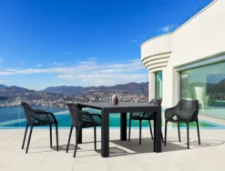 Air XL Stapelbare Tuinstoel Set Van 4 Stuks - Zwart 5 Air XL Stapelbare Tuinstoel Set Van 4 Stuks - Zwart -Tuinmeubelen 1200x913 2