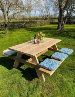 Robuuste Picknicktafel Van Douglashout. Duurzaam En Modern. Lengte 2,40 Meter 5 Robuuste Picknicktafel Van Douglashout. Duurzaam En Modern. Lengte 2,40 Meter -Tuinmeubelen 922x1200 1